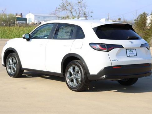 New 2026 Honda HR-V LX image 6