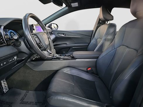 Used 2025 Toyota Camry XSE image 16