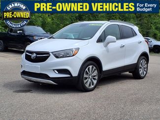 Used 2020 Buick Encore Preferred image 1