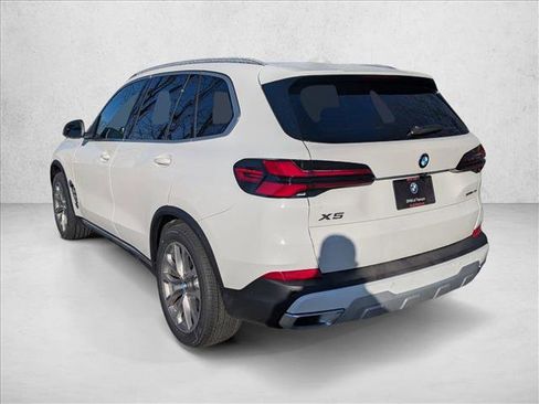 New 2026 BMW X5 xDrive40i w/ Premium Package image 8