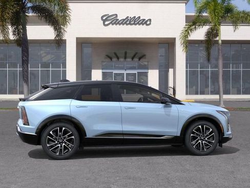 New 2026 Cadillac Optiq Sport 2 image 5