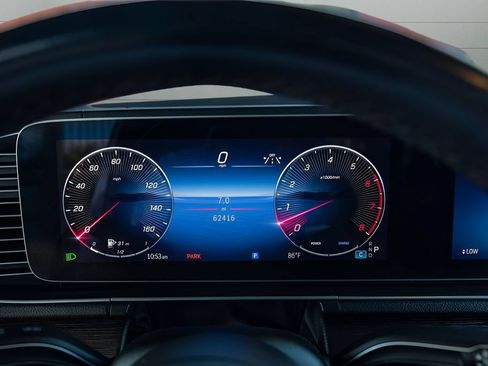 Used 2024 Mercedes-Benz GLE 450 4MATIC w/ AMG Line Exterior image 19