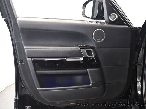 Used 2016 Land Rover Range Rover Supercharged image 5
