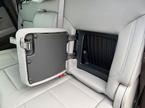 Used 2024 Chevrolet Silverado 1500 LTZ AWD/4WD image 18