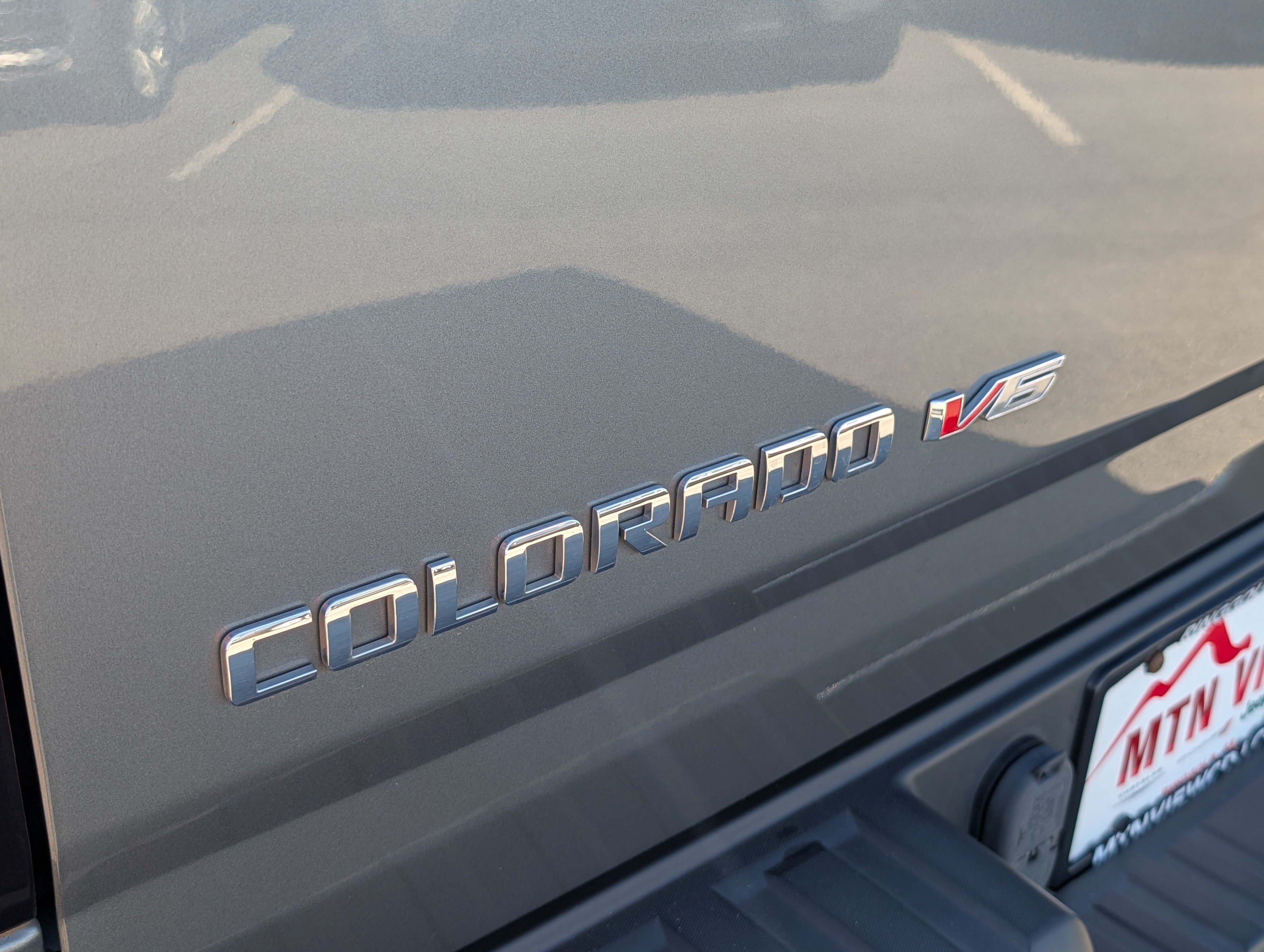 Used 2019 Chevrolet Colorado W/T w/ WT Convenience Package RWD image 9