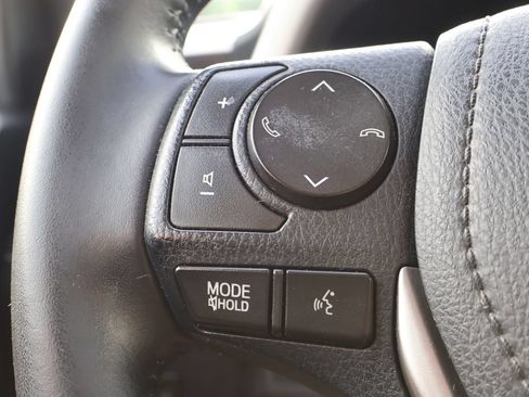 Used 2017 Toyota RAV4 XLE w/ Plus Special Value Package AWD/4WD image 15