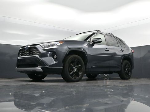 Used 2019 Toyota RAV4 XSE image 38
