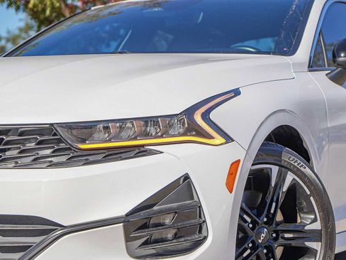 Used 2022 Kia K5 GT-Line image 3