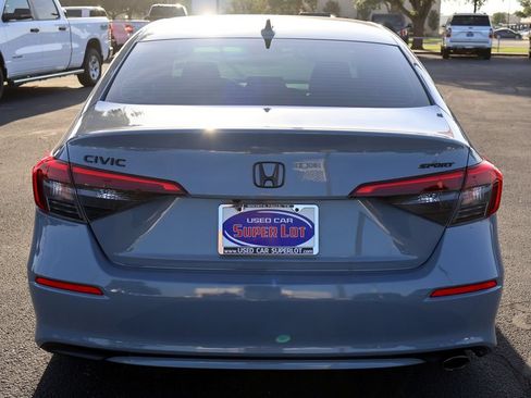 Used 2022 Honda Civic Sport image 12