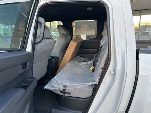 New 2026 Toyota Tacoma SR5 AWD/4WD image 11