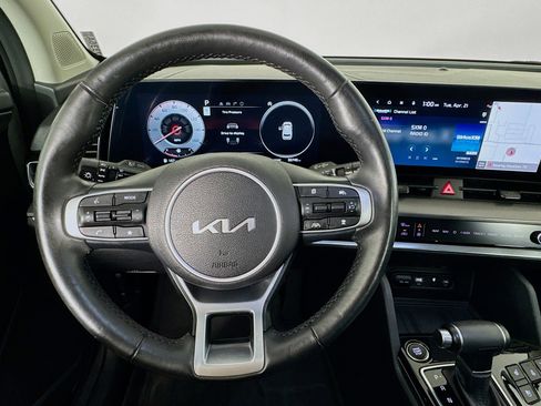 Used 2024 Kia Sportage SX image 11