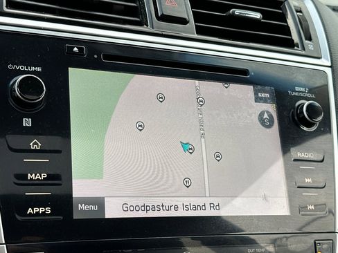 Used 2018 Subaru Outback 2.5i Limited image 23