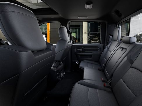 New 2026 RAM 3500 Laramie AWD/4WD image 23