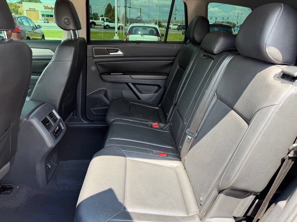 Used 2019 Volkswagen Atlas SE w/ Towing Package FWD image 13