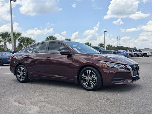 Used 2022 Nissan Sentra SV FWD image 2