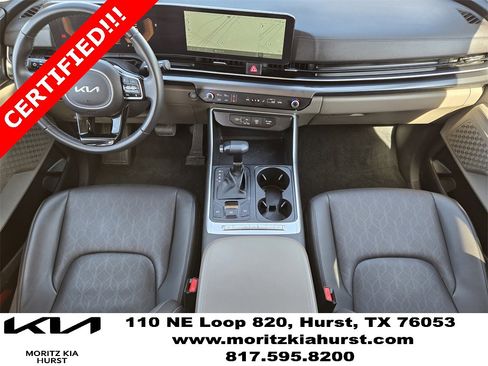 Used 2025 Kia Carnival image 5