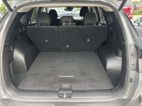 Used 2025 Hyundai Tucson SEL FWD image 8