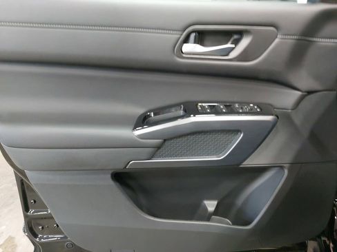 New 2026 Nissan Pathfinder SL image 55