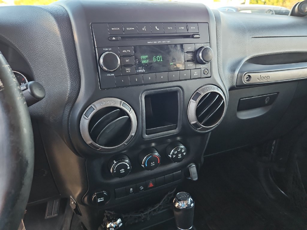 Used 2014 Jeep Wrangler Unlimited Sport AWD/4WD image 22