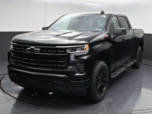 New 2026 Chevrolet Silverado 1500 RST w/ Z71 Off-Road Package AWD/4WD image 3