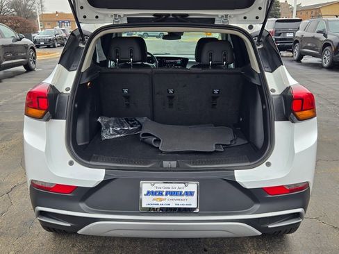 Certified 2025 Buick Encore GX Preferred image 13