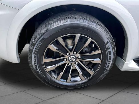 Used 2019 Nissan Armada Platinum w/ Cargo Package AWD/4WD image 10