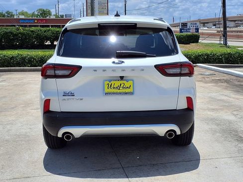 Used 2023 Ford Escape Active w/ Tech Pack #2 FWD image 5