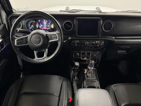 Used 2022 Jeep Wrangler Unlimited Sahara image 13