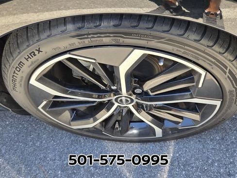 Used 2023 Nissan Altima 2.5 SR w/ SR Premium Package FWD image 7