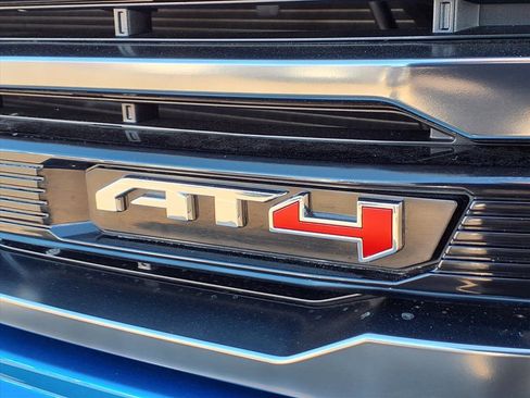 Certified 2023 GMC Sierra 1500 AT4 w/ AT4 Premium Package image 12