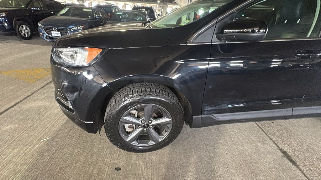 Used 2022 Ford Edge SEL w/ Sport Appearance Package AWD/4WD image 9