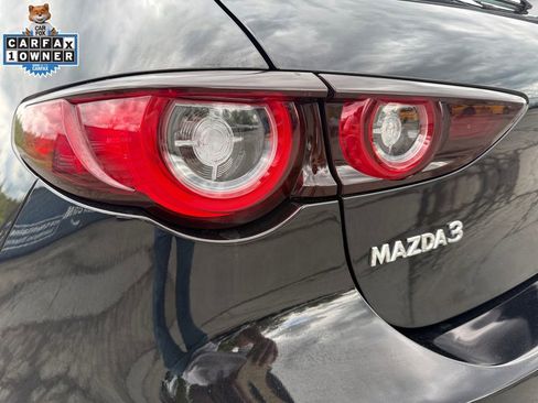 Used 2024 MAZDA MAZDA3 s FWD image 21