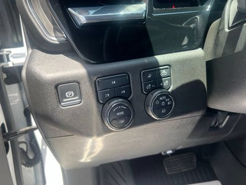 Used 2025 Chevrolet Silverado 2500 LT w/ Texas Edition AWD/4WD image 18