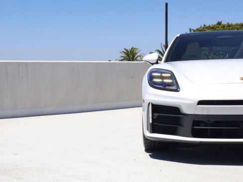 New 2026 Porsche Panamera 4 AWD/4WD image 12