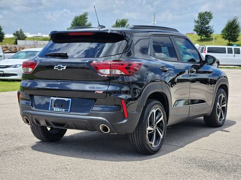 Used 2023 Chevrolet TrailBlazer RS w/ Convenience Package FWD image 5