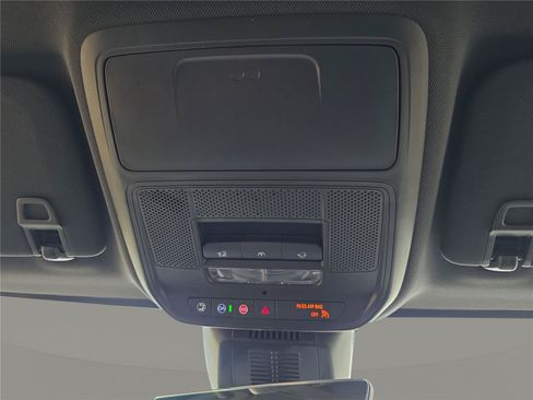 New 2026 GMC Terrain AT4 w/ Convenience Package III AWD/4WD image 25