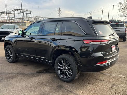 New 2026 Jeep Grand Cherokee Limited Reserve image 5