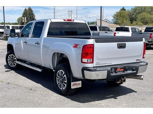 Used 2012 GMC Sierra 2500 SLE w/ SLE Preferred Package AWD/4WD image 12