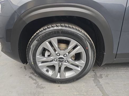 Used 2023 Kia Seltos S FWD image 17