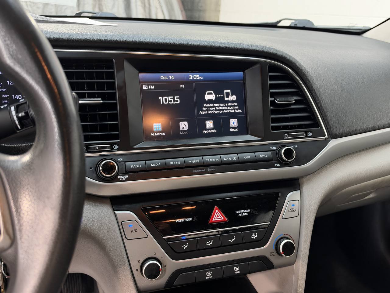 Used 2017 Hyundai Elantra SE FWD image 18
