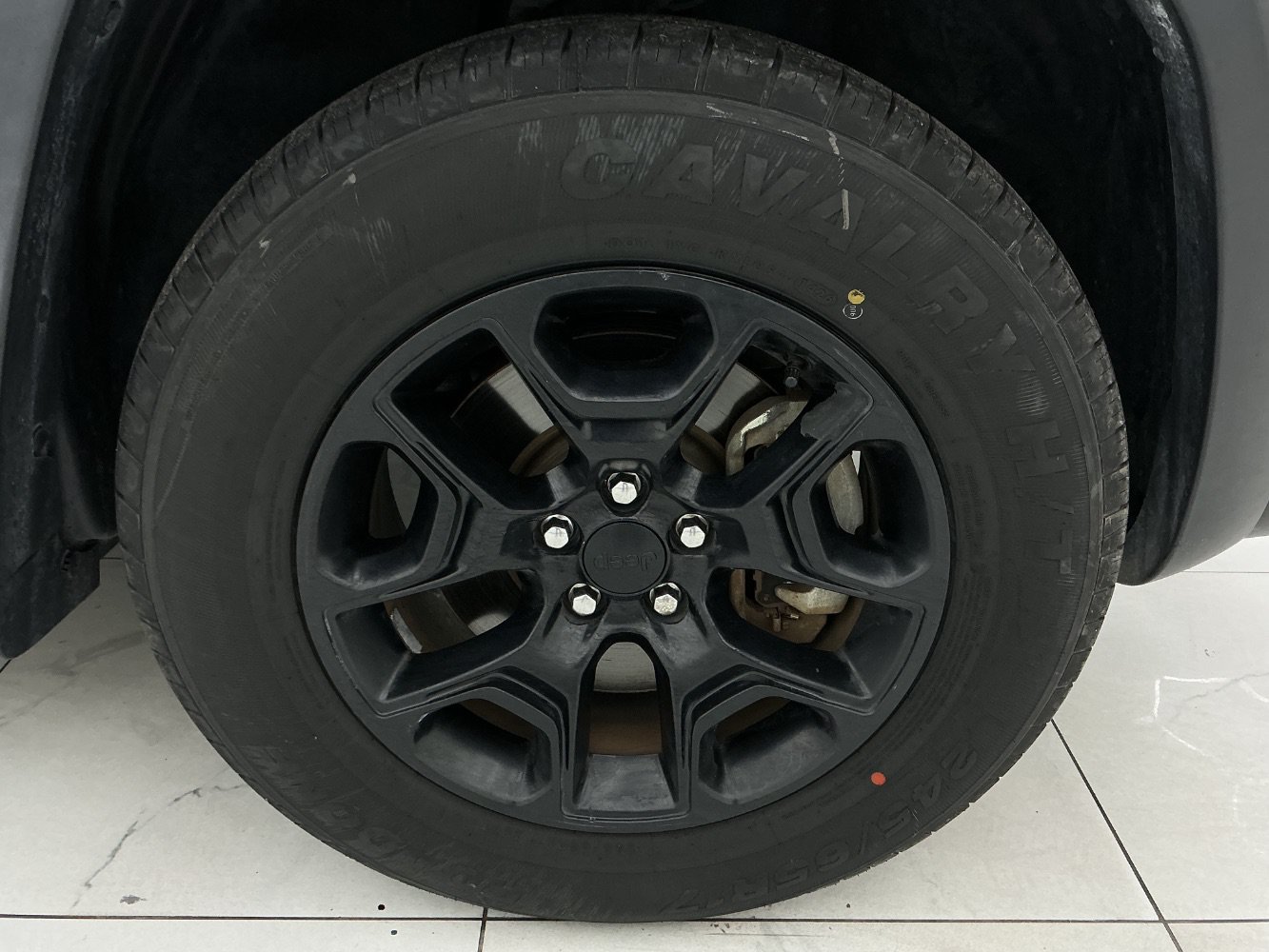 Used 2021 Jeep Cherokee Trailhawk w/ Premium Leather Package AWD/4WD image 49
