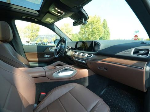 Certified 2025 Mercedes-Benz GLE 350 4MATIC image 29