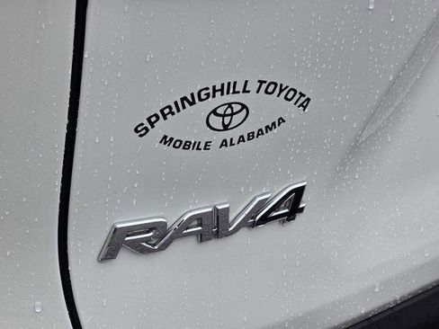 Certified 2022 Toyota RAV4 Limited AWD/4WD image 34