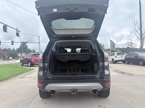 Used 2017 Ford Escape Titanium w/ Equipment Group 301A AWD/4WD image 8