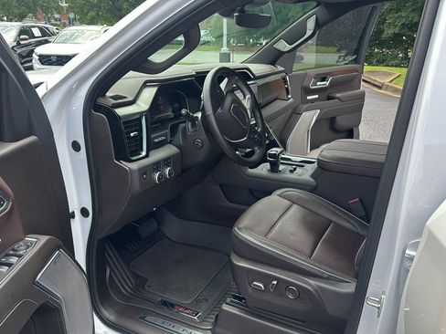 Used 2024 GMC Sierra 1500 Denali w/ Technology Package AWD/4WD image 18