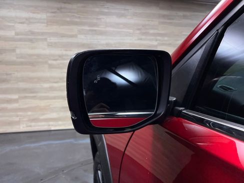 Used 2023 Honda Pilot Touring image 35