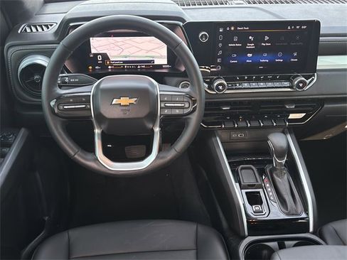 Used 2024 Chevrolet Colorado LT w/ LT Convenience Package III image 16
