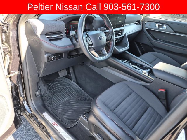 Used 2025 Ford Explorer ST-Line w/ ST-Line Street Pack AWD/4WD image 21