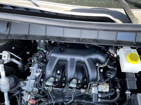 Used 2026 Nissan Pathfinder SL FWD image 31