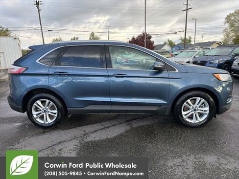 Used 2019 Ford Edge SEL w/ Equipment Group 201A image 4